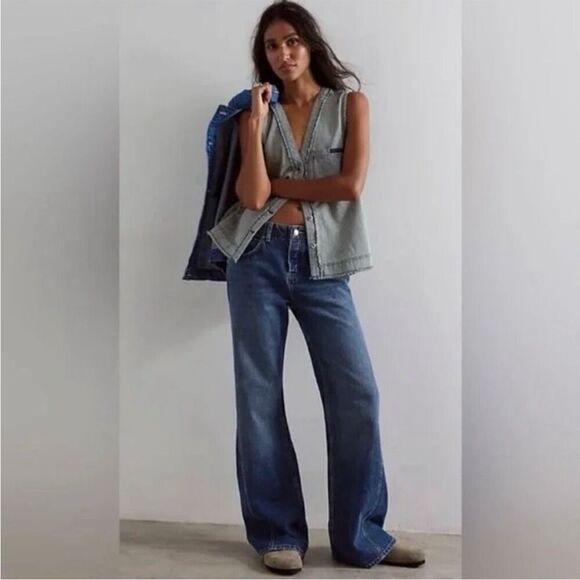 We The Free Expert Advice Mid Rise Flare Free People NWOT Size 32 - Picture 2 of 8